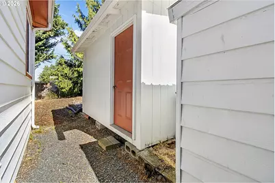 4800 Barger Dr #10, Eugene, OR 97402 - Photo 25