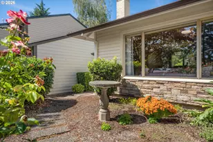 15655 SW Old Orchard Pl, Tigard, OR 97224 - Photo 3