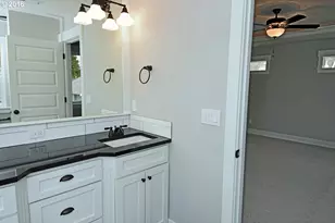 6225 N Greeley Ave, Portland, OR 97217 - Photo 23
