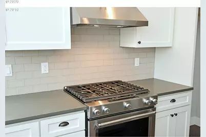 6225 N Greeley Ave, Portland, OR 97217 - Photo 19