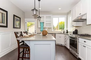 6225 N Greeley Ave, Portland, OR 97217 - Photo 3