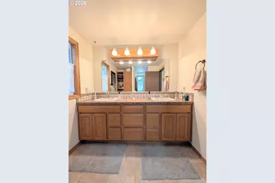 1805 Jasper St, Cove, OR 97824 - Photo 21