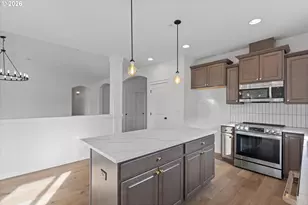 770 E McKinley St, Carlton, OR 97111 - Photo 11
