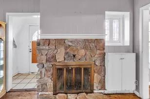 2270 Center St, Salem, OR 97301 - Photo 9