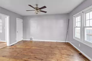 2270 Center St, Salem, OR 97301 - Photo 7