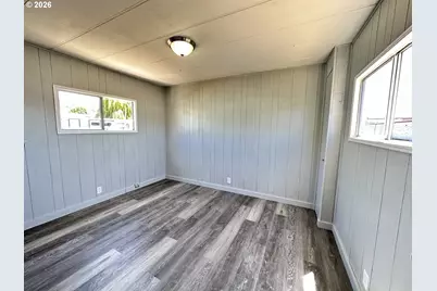2071 NE Stephens St #D5, Roseburg, OR 97470 - Photo 13