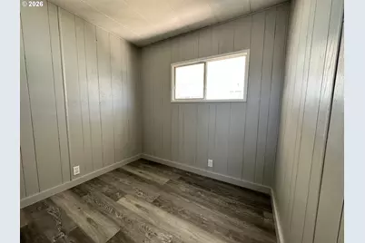 2071 NE Stephens St #D5, Roseburg, OR 97470 - Photo 15