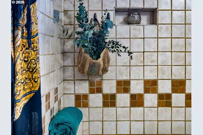 6104 N Kerby Ave, Portland, OR 97217 - Photo 21