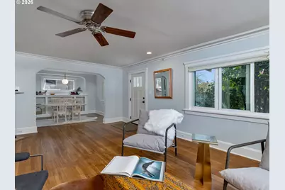 6104 N Kerby Ave, Portland, OR 97217 - Photo 9