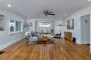 6104 N Kerby Ave, Portland, OR 97217 - Photo 7