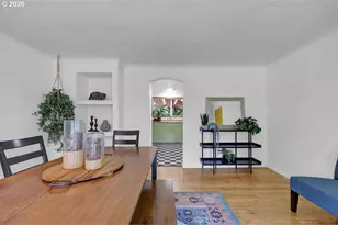 2045 W 18th Ave, Eugene, OR 97402 - Photo 7