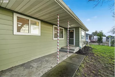 2308 NE 51st St, Vancouver, WA 98663 - Photo 3