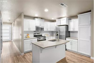 5912 Belknap Springs St, Salem, OR 97306 - Photo 3