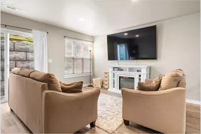 5912 Belknap Springs St, Salem, OR 97306 - Photo 7