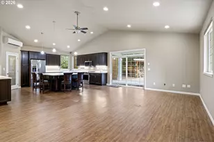 87991 Woodlands Dr, Florence, OR 97439 - Photo 7