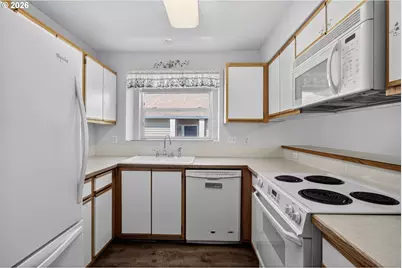 4736 W Powell Blvd, Gresham, OR 97030 - Photo 9