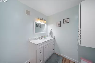 815 Broadway Ave, Winchester Bay, OR 97467 - Photo 35