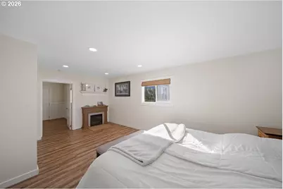 815 Broadway Ave, Winchester Bay, OR 97467 - Photo 25