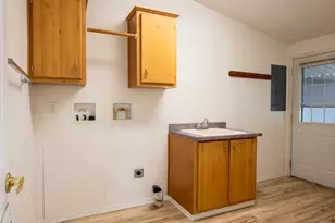 1310 David Ave, Eugene, OR 97404 - Photo 39