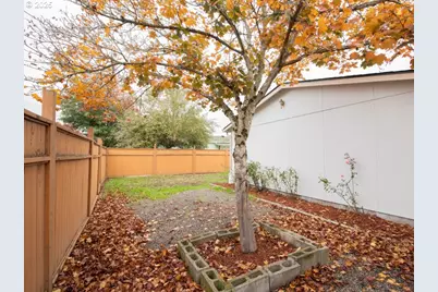 1310 David Ave, Eugene, OR 97404 - Photo 43