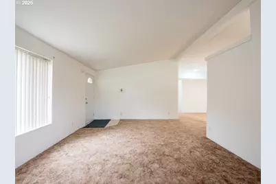 1310 David Ave, Eugene, OR 97404 - Photo 5