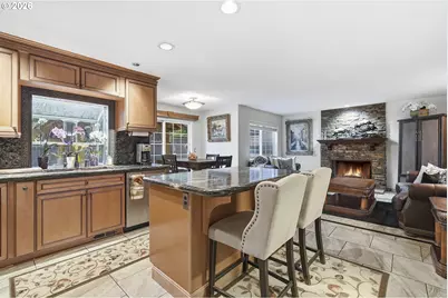 16867 Wight Ln, Lake Oswego, OR 97035 - Photo 11