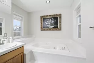 16867 Wight Ln, Lake Oswego, OR 97035 - Photo 37