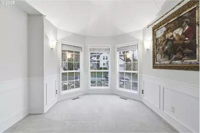 16867 Wight Ln, Lake Oswego, OR 97035 - Photo 9