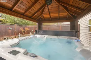 16867 Wight Ln, Lake Oswego, OR 97035 - Photo 19