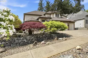 16867 Wight Ln, Lake Oswego, OR 97035 - Photo 3