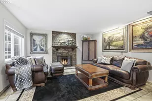 16867 Wight Ln, Lake Oswego, OR 97035 - Photo 17