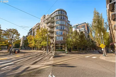 1130 NW 12th Ave #214, Portland, OR 97209 - Photo 1