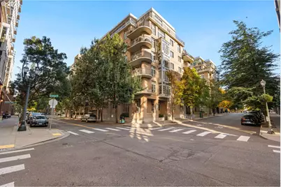 1130 NW 12th Ave #214, Portland, OR 97209 - Photo 3