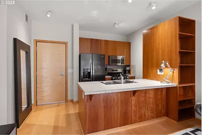 1130 NW 12th Ave #214, Portland, OR 97209 - Photo 9