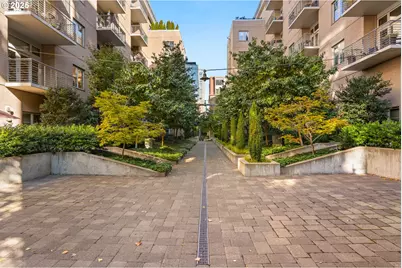 1130 NW 12th Ave #214, Portland, OR 97209 - Photo 35