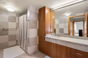 1130 NW 12th Ave, Portland, OR 97209 - Photo 23