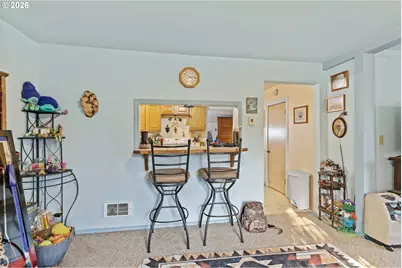 1266 S 14th St, Coos Bay, OR 97420 - Photo 7