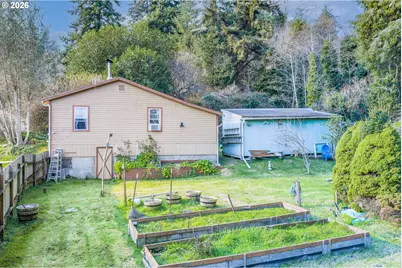 1266 S 14th St, Coos Bay, OR 97420 - Photo 19
