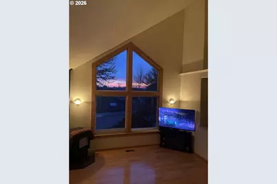 783 NW Thomas Ct, McMinnville, OR 97128 - Photo 3