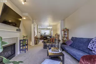 187 NE 80th Ave, Hillsboro, OR 97006 - Photo 9