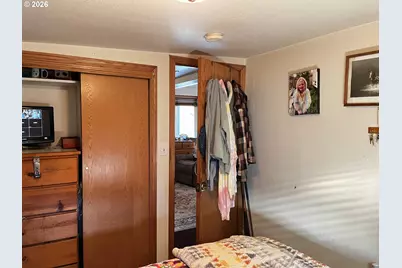 1890 37th St, Florence, OR 97439 - Photo 9