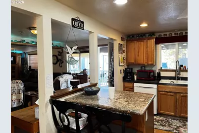 1890 37th St, Florence, OR 97439 - Photo 13