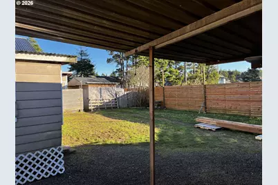 1890 37th St, Florence, OR 97439 - Photo 39