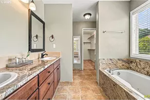 10240 SW Wasco Way, Tualatin, OR 97062 - Photo 25