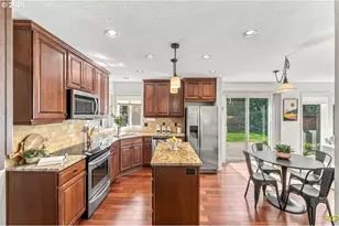 10240 SW Wasco Way, Tualatin, OR 97062 - Photo 9