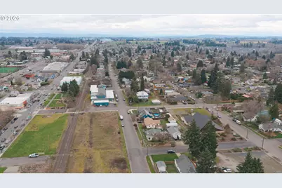 122 S 12th Ave, Cornelius, OR 97113 - Photo 11