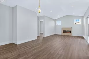 736 SE 35th St, Battle Ground, WA 98604 - Photo 11