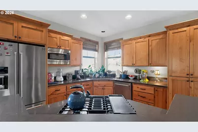 1202 SE Yarrow Ave, Madras, OR 97741 - Photo 11