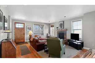 1202 SE Yarrow Ave, Madras, OR 97741 - Photo 5