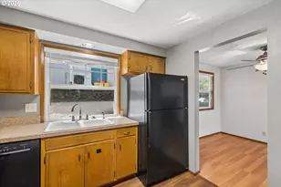 936 E 43rd Ave, Eugene, OR 97405 - Photo 11